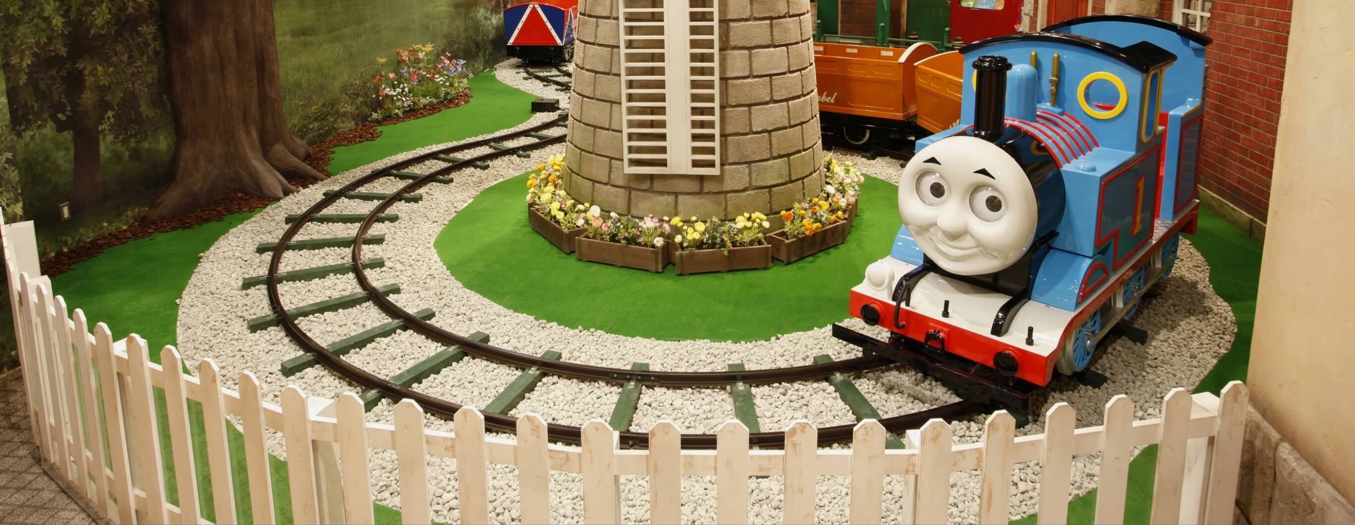 トーマスタウン新三郷 メインビジュアル_1