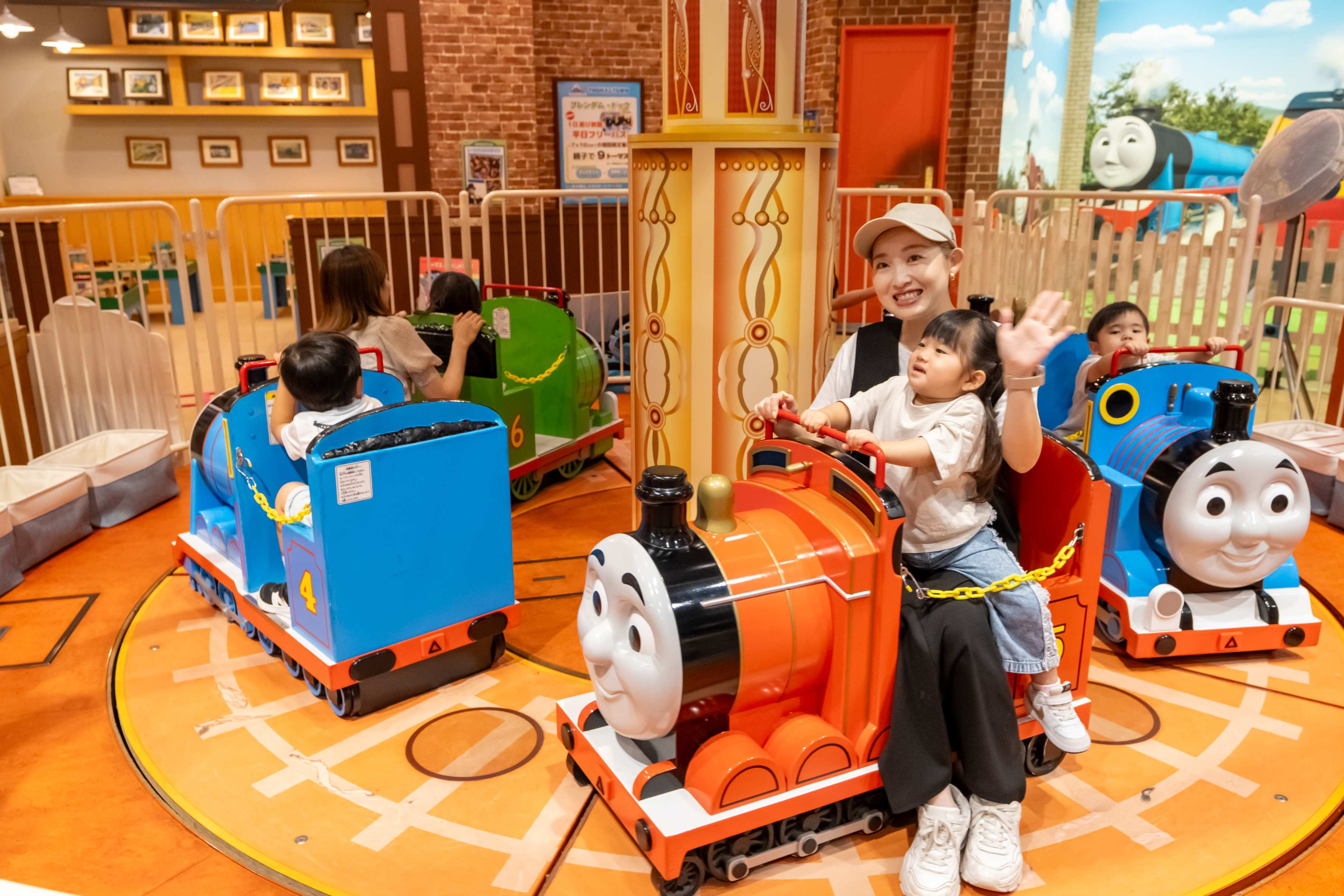 トーマスのくるくるカーニバル