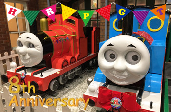 トーマスタウンは8周年☆おめかしした機関車たちと記念写真を撮ろう★