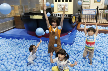 梅雨空でもへっちゃら!トーマスタウンで遊ぼう‼